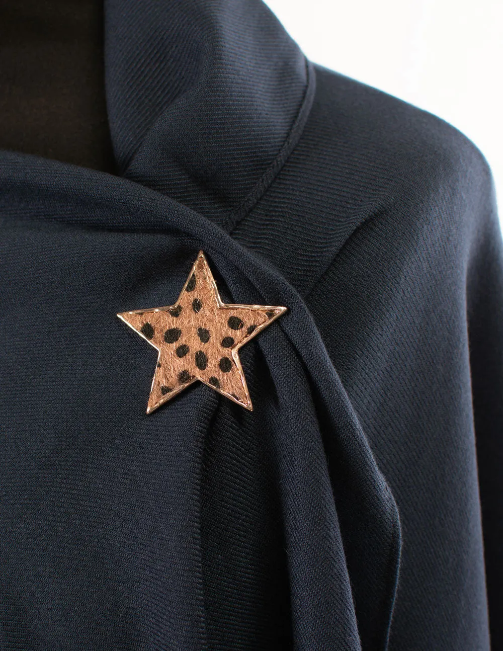 Brooch | Leopard Star | Brown