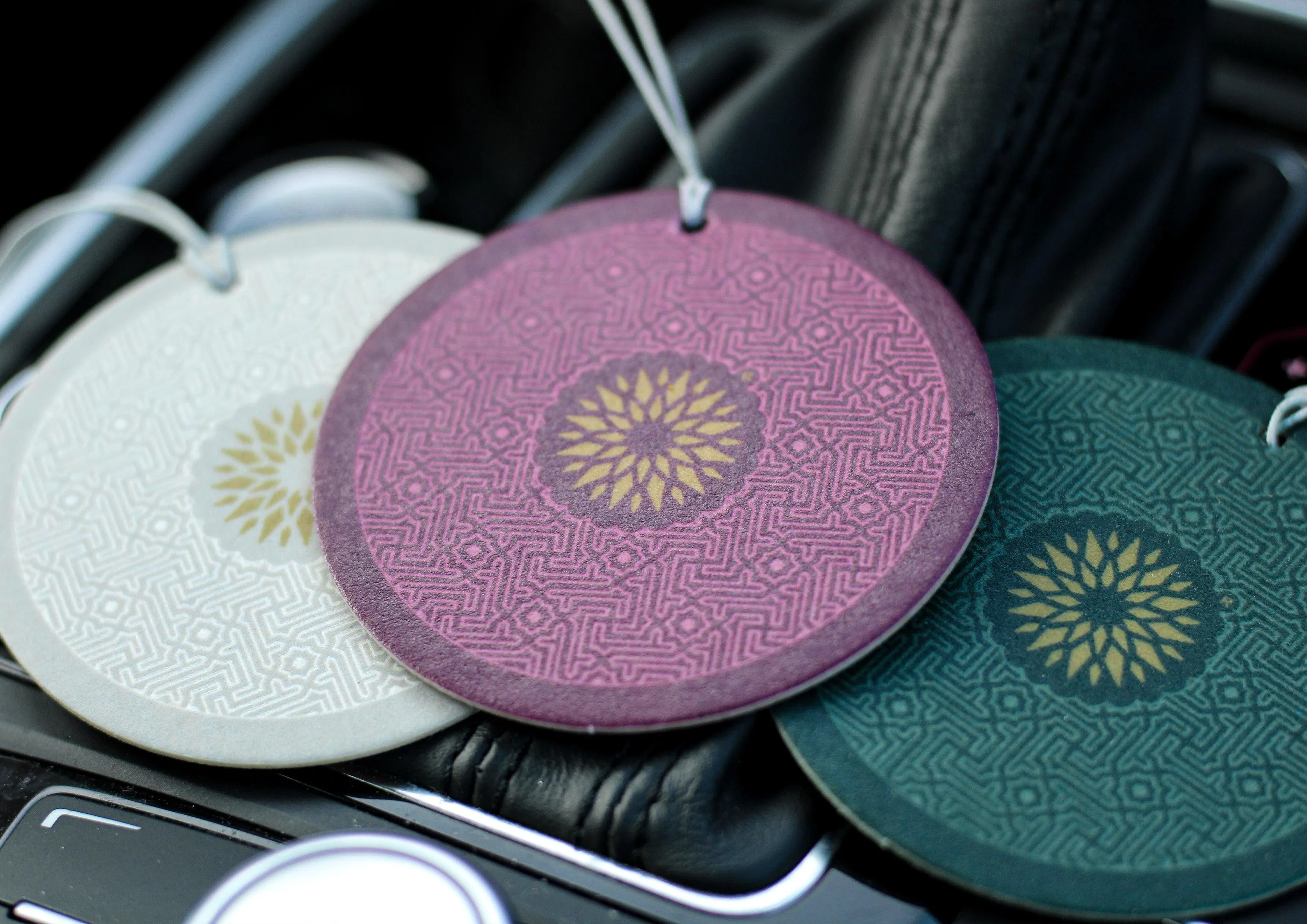 Car Air Freshener in Rose and Oud