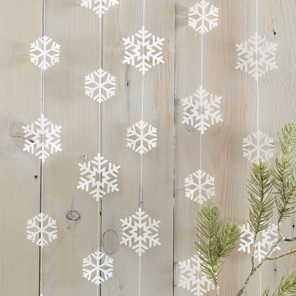 Festive Snowflake Shaped Garland