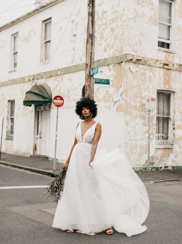 Georgia Young | Fitzroy Sample Wedding Gown