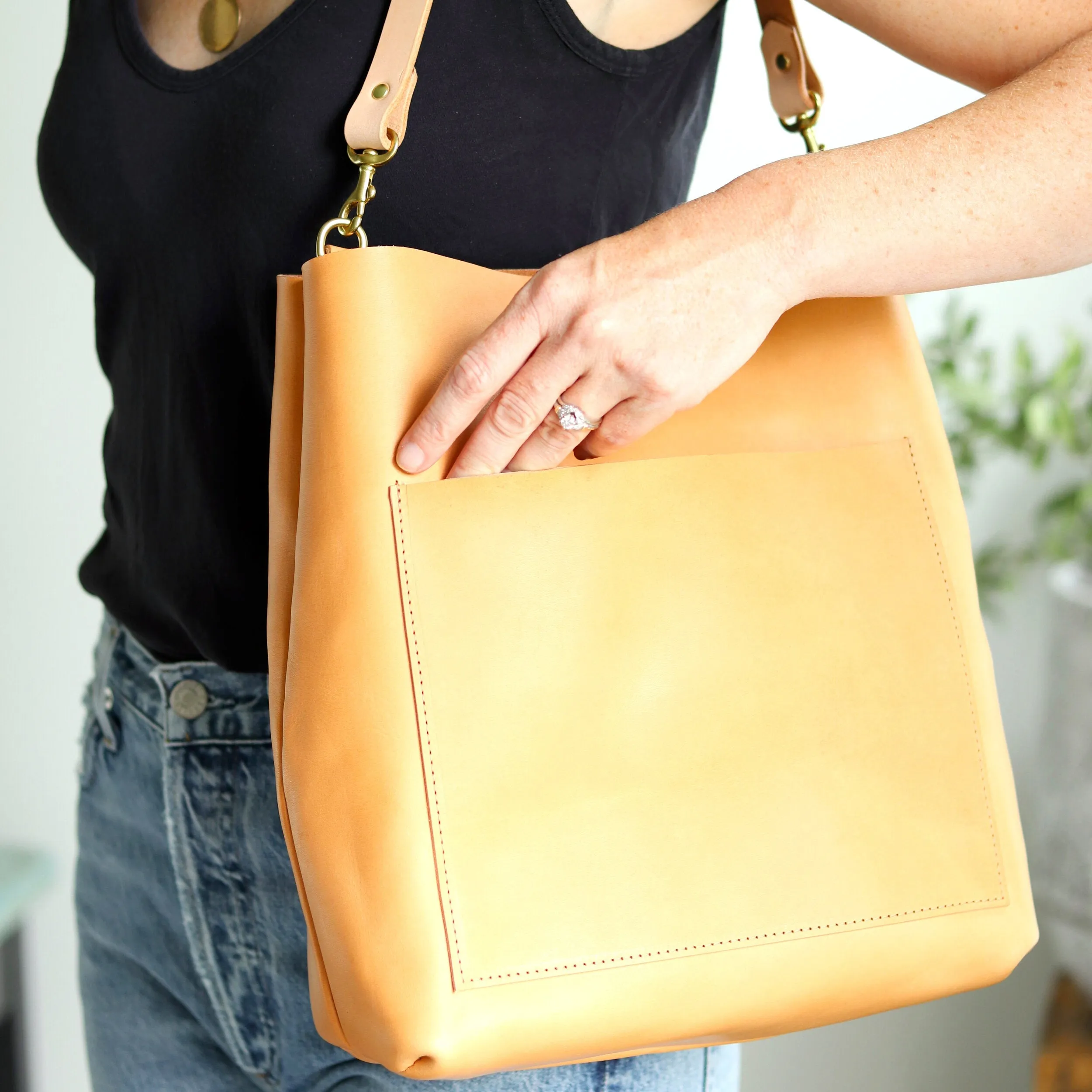 Seconds Sale - Leather Day Bag - Beige