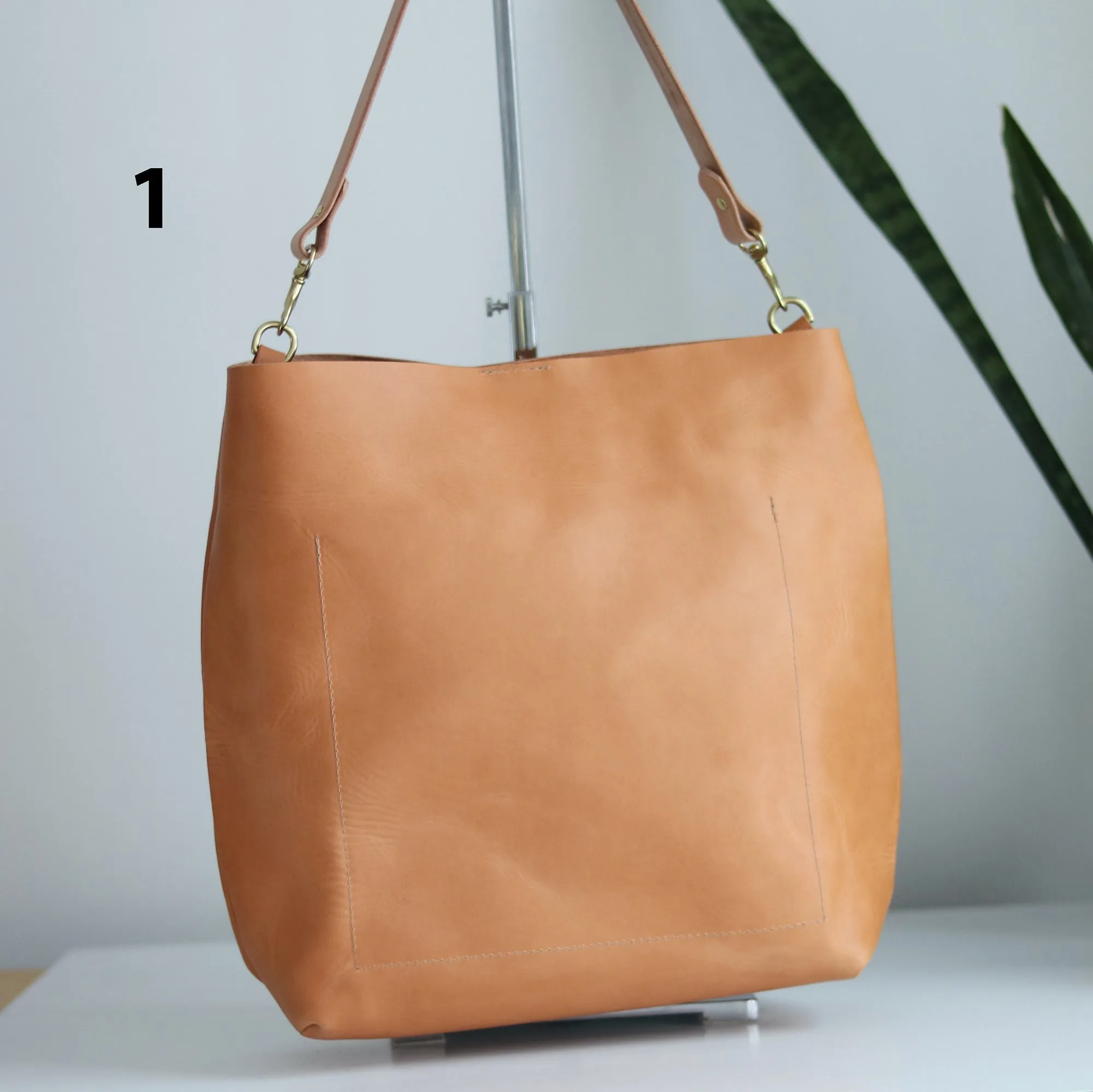 Seconds Sale - Leather Day Bag - Beige