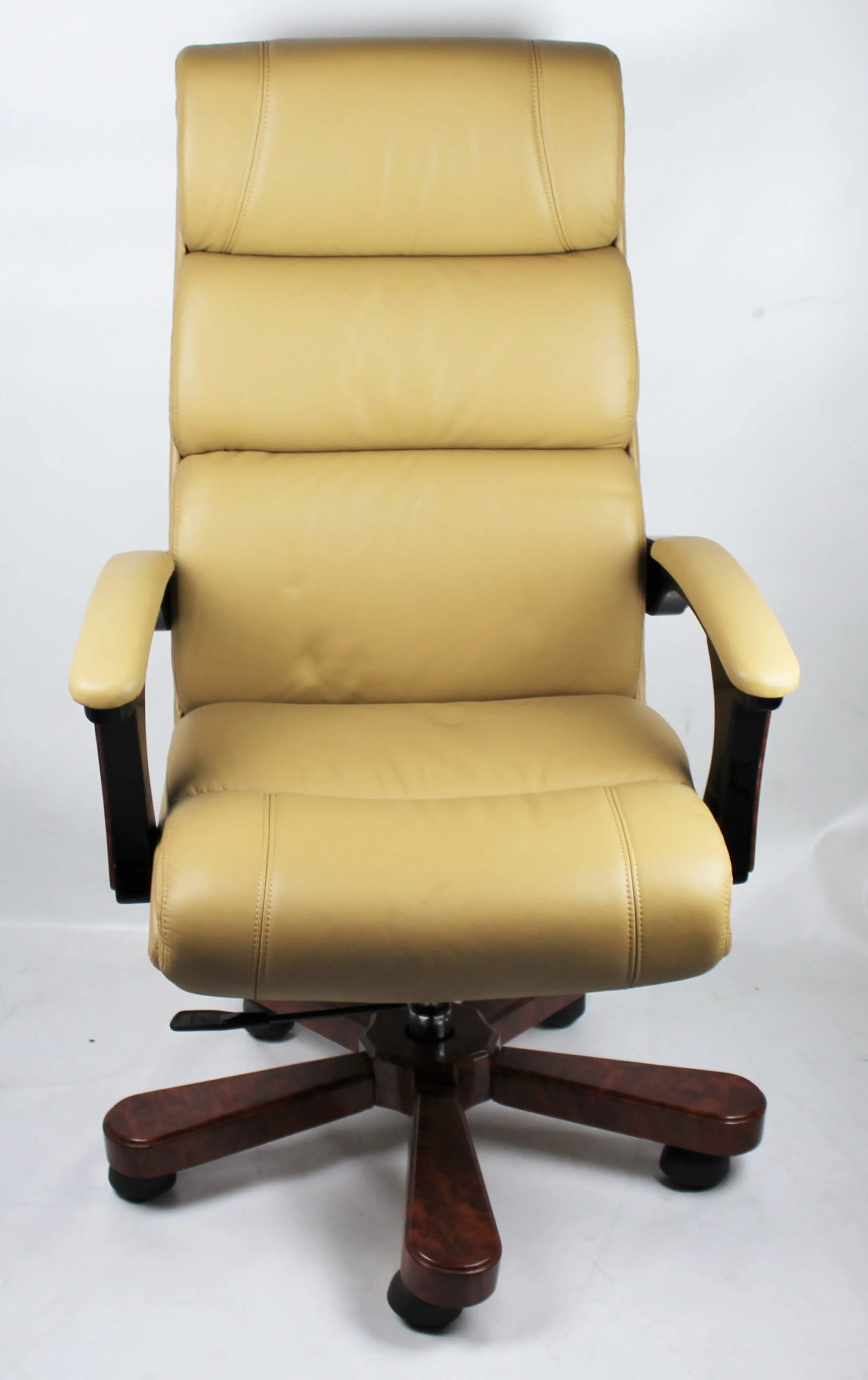 Senato Executive Office Chair Beige A018