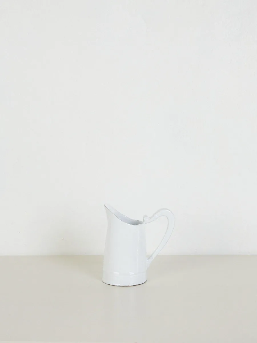 Simple Pitcher (Medium)