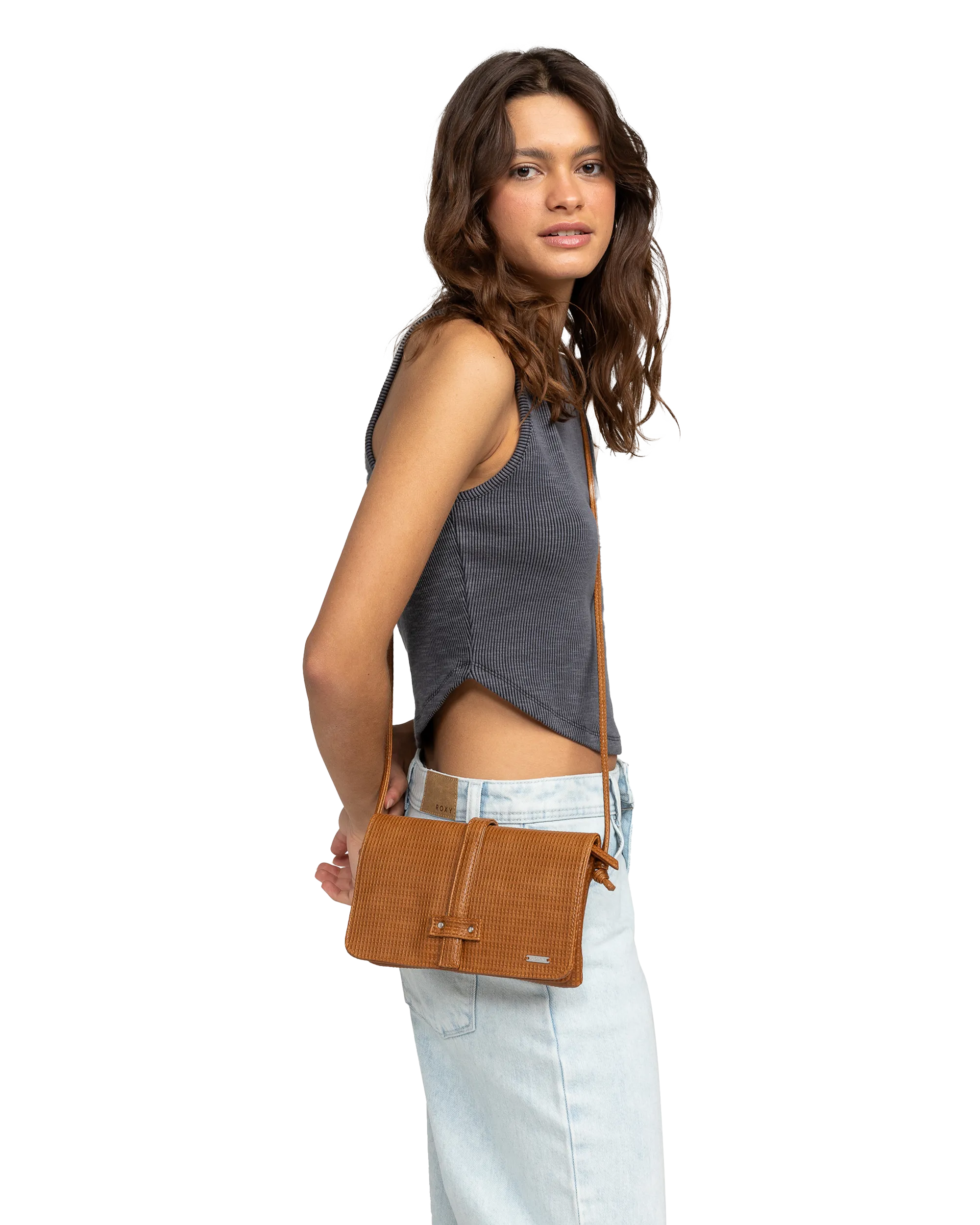 Singing Waves Crossbody Bag in Camel