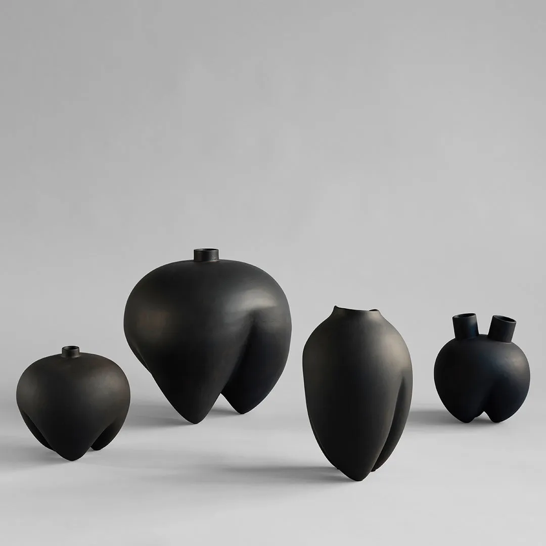 Sumo Vase