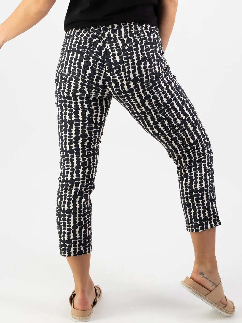 VASSALLI PRINT SLIM LEG 7/8TH PULL ON PANT